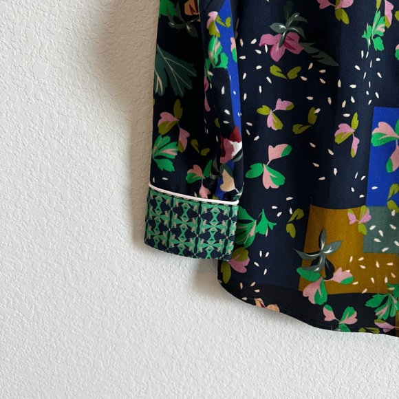 CAbi #5520 Bronco Patchwork Floral Mix Print Western Button Down Top Size XS - Picture 2 of 8